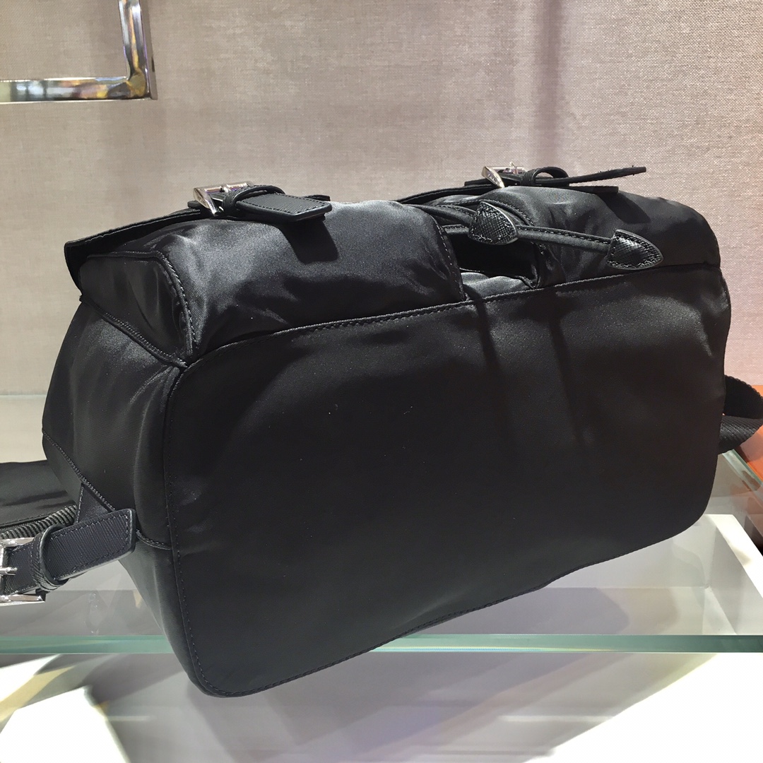 Prada Backpack 1BZ811-30*32*15CM Prada Backpack 1BZ811-30*32*15CM
