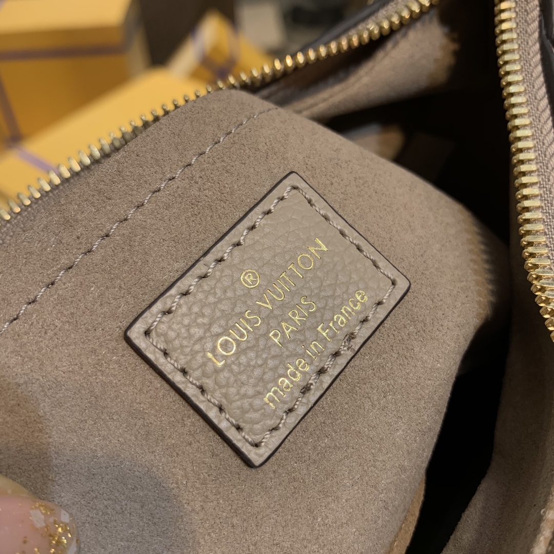 Louis Vuitton Bagatelle Handbags-M46112-22*14*9CM