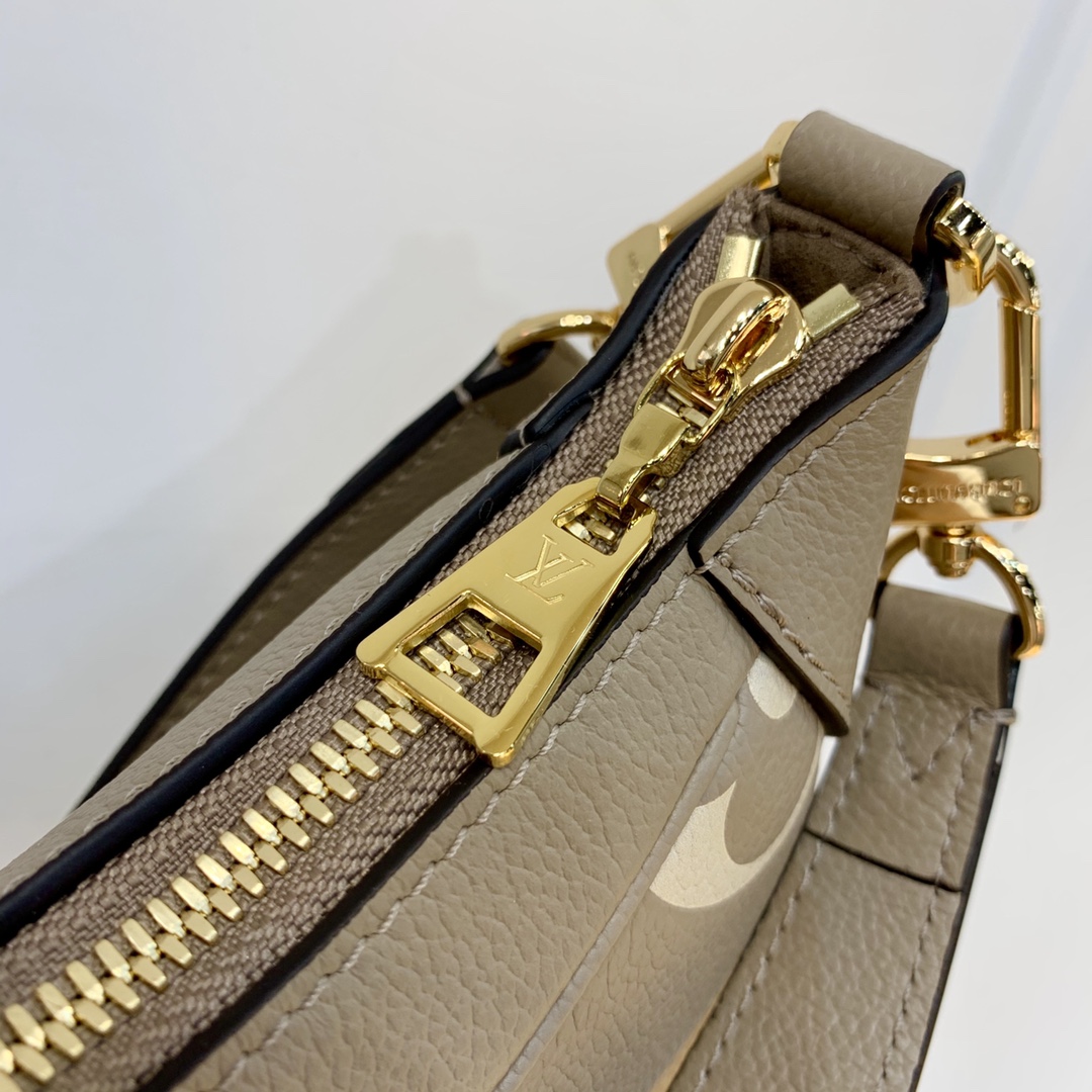 Louis Vuitton Bagatelle Handbags-M46112-22*14*9CM