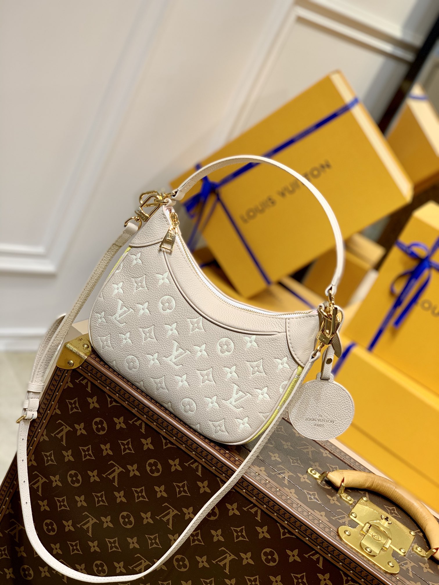Louis Vuitton Bagatelle Handbags-M46112-22*14*9CM