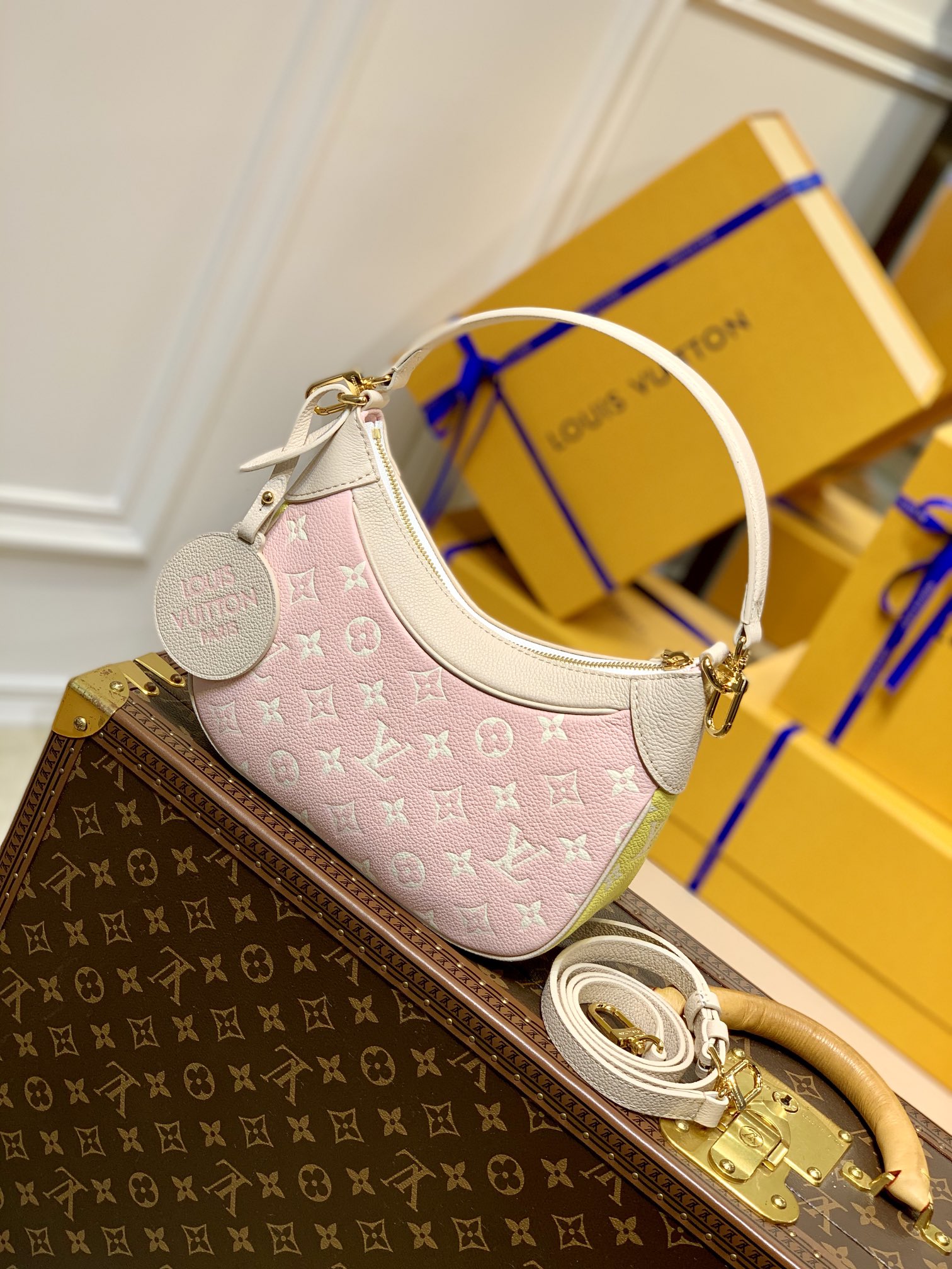 Louis Vuitton Bagatelle Handbags-M46112-22*14*9CM