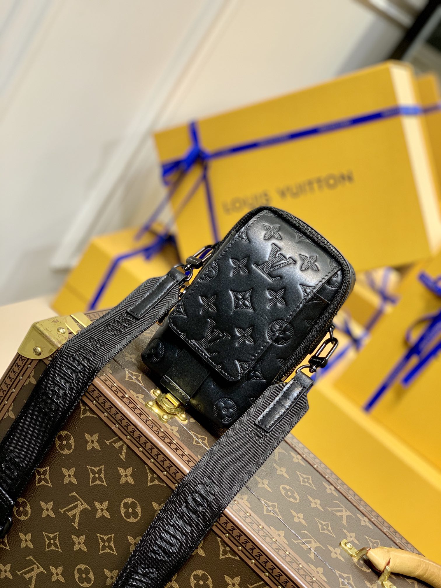 Louis Vuitton Flap Double-M81005-11*18*8CM
