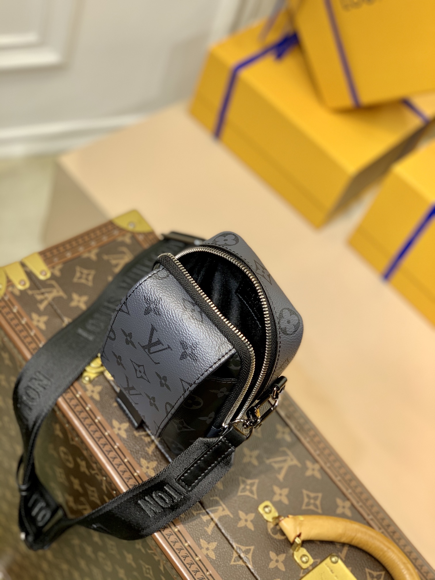 Louis Vuitton Flap Double-M81005-11*18*8CM