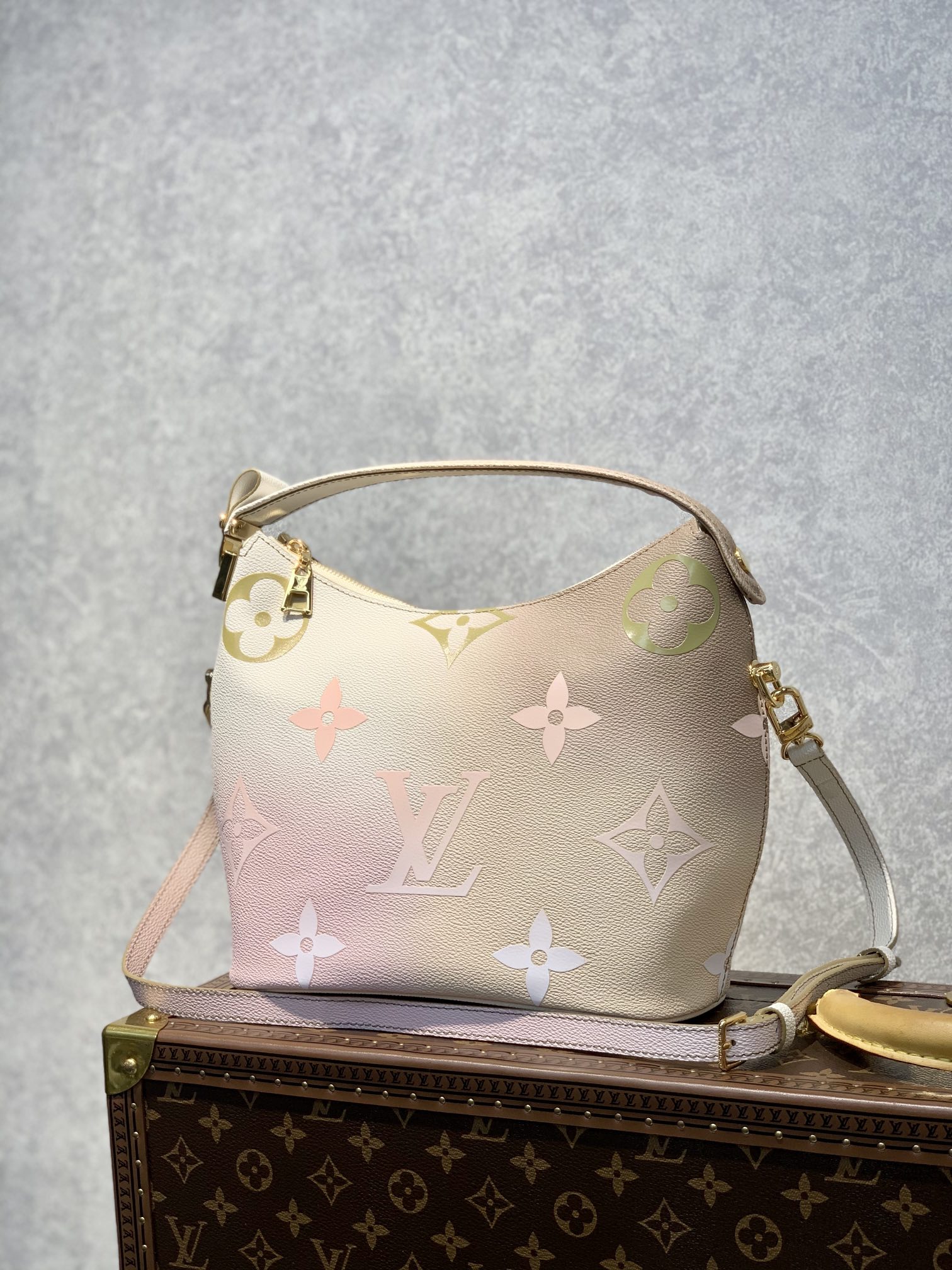 Louis Vuitton Bagatelle Handbags-M46112-22*14*9CM
