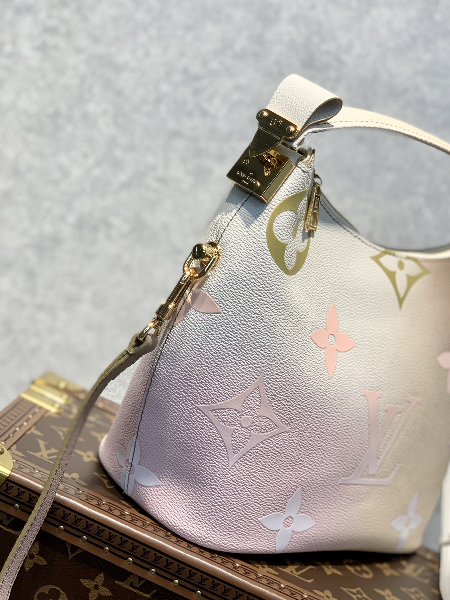 Louis Vuitton Bagatelle Handbags-M46112-22*14*9CM