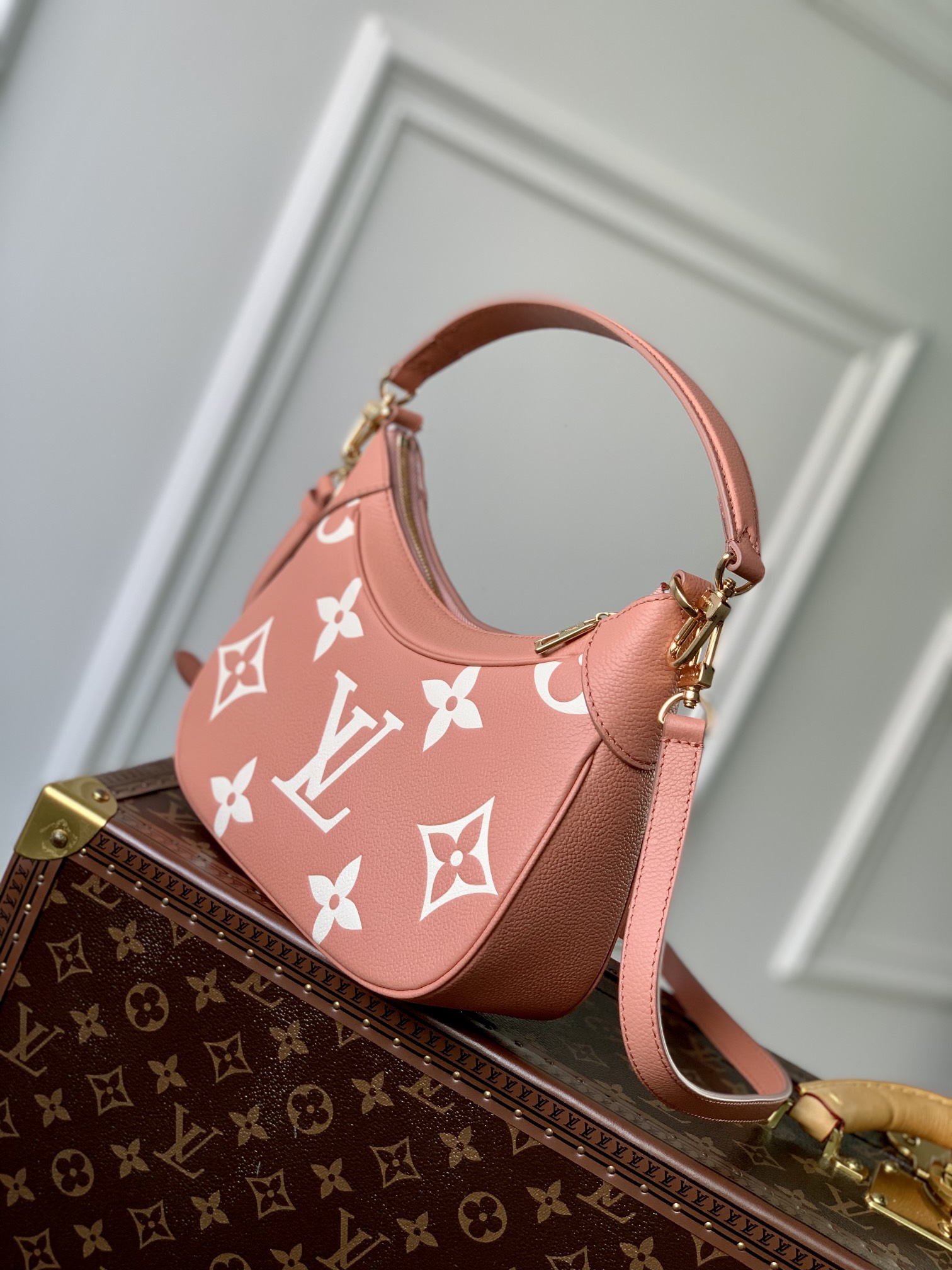 Louis Vuitton Bagatelle Handbags-M46091-22*14*9CM