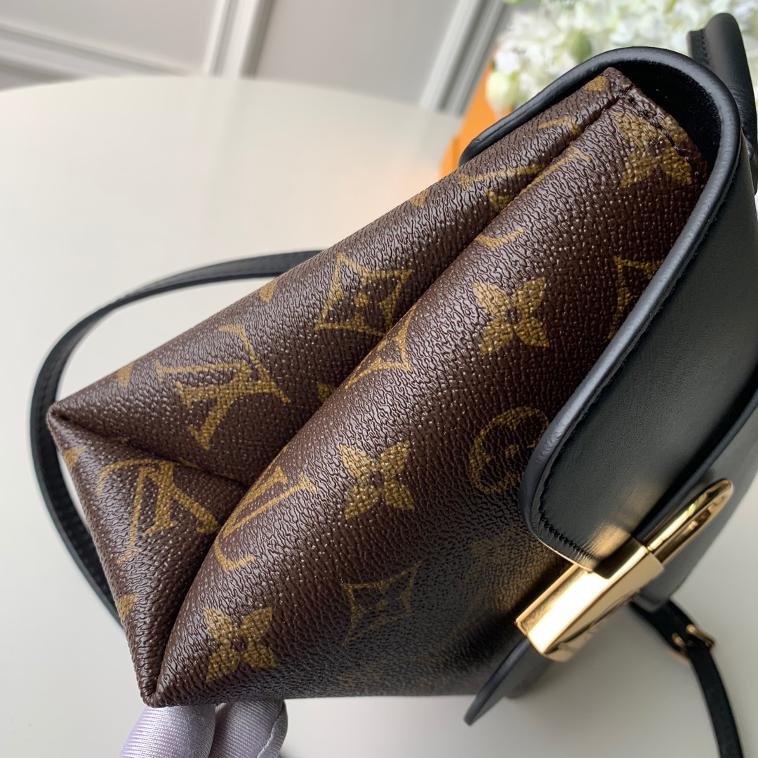 Louis Vuitton Locky BB Bag -21* 17.0*8CM Louis Vuitton Locky BB Bag -21* 17.0*8CM