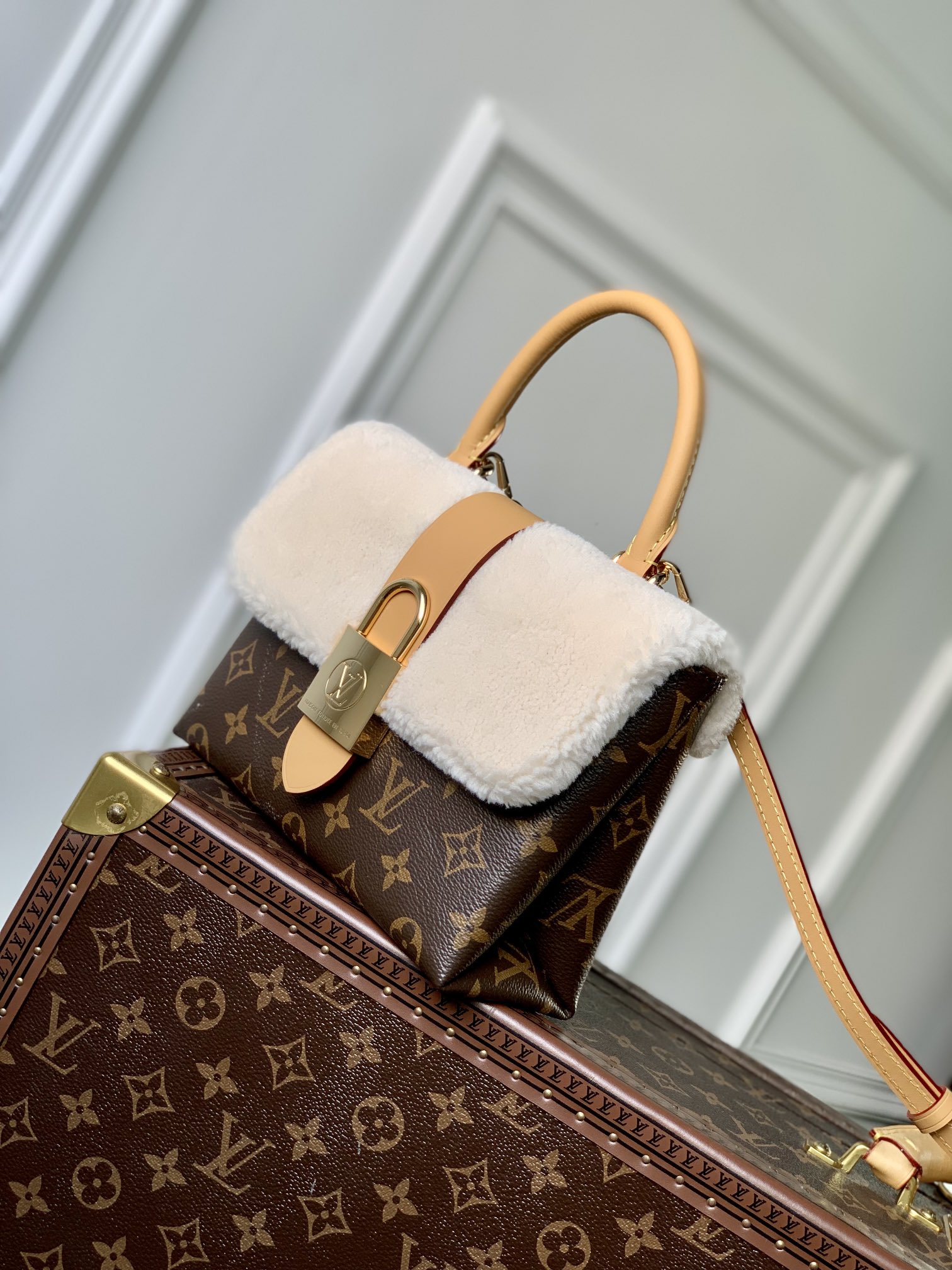Louis Vuitton Locky BB Bag -21* 17.0*8CM Louis Vuitton Locky BB Bag -21* 17.0*8CM