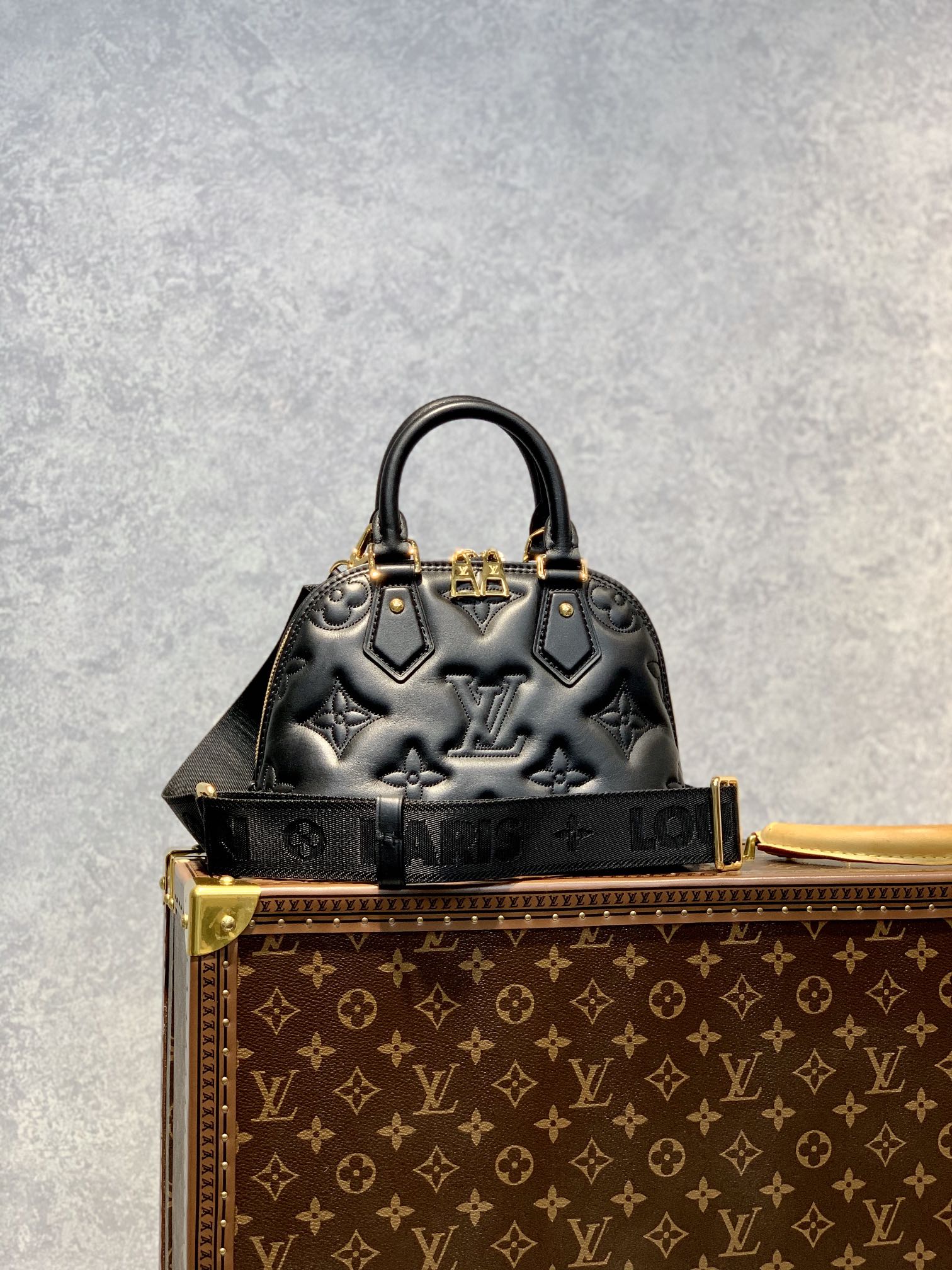 Louis Vuitton N41221 Alma BB-25*19*12CM