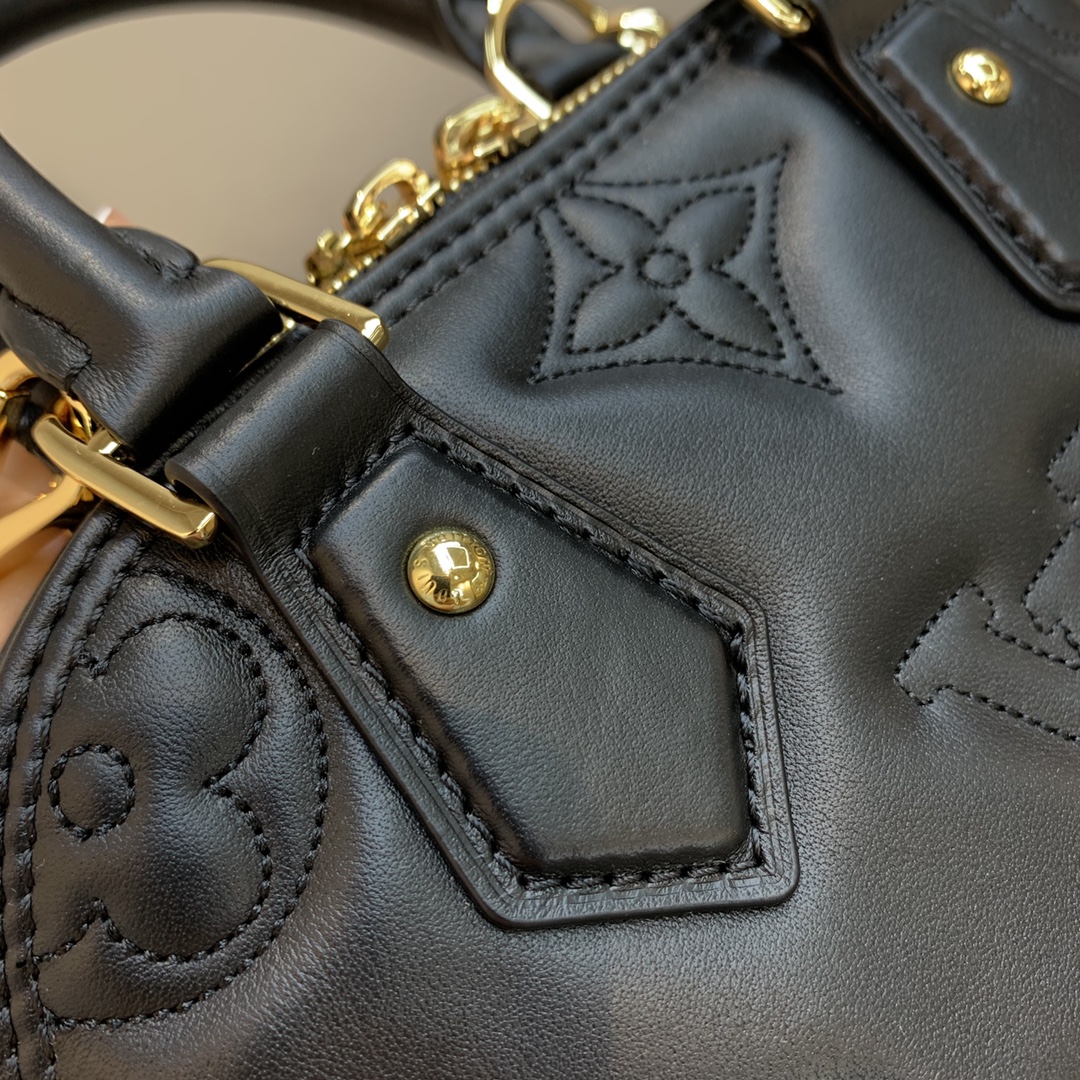 Louis Vuitton N41221 Alma BB-25*19*12CM