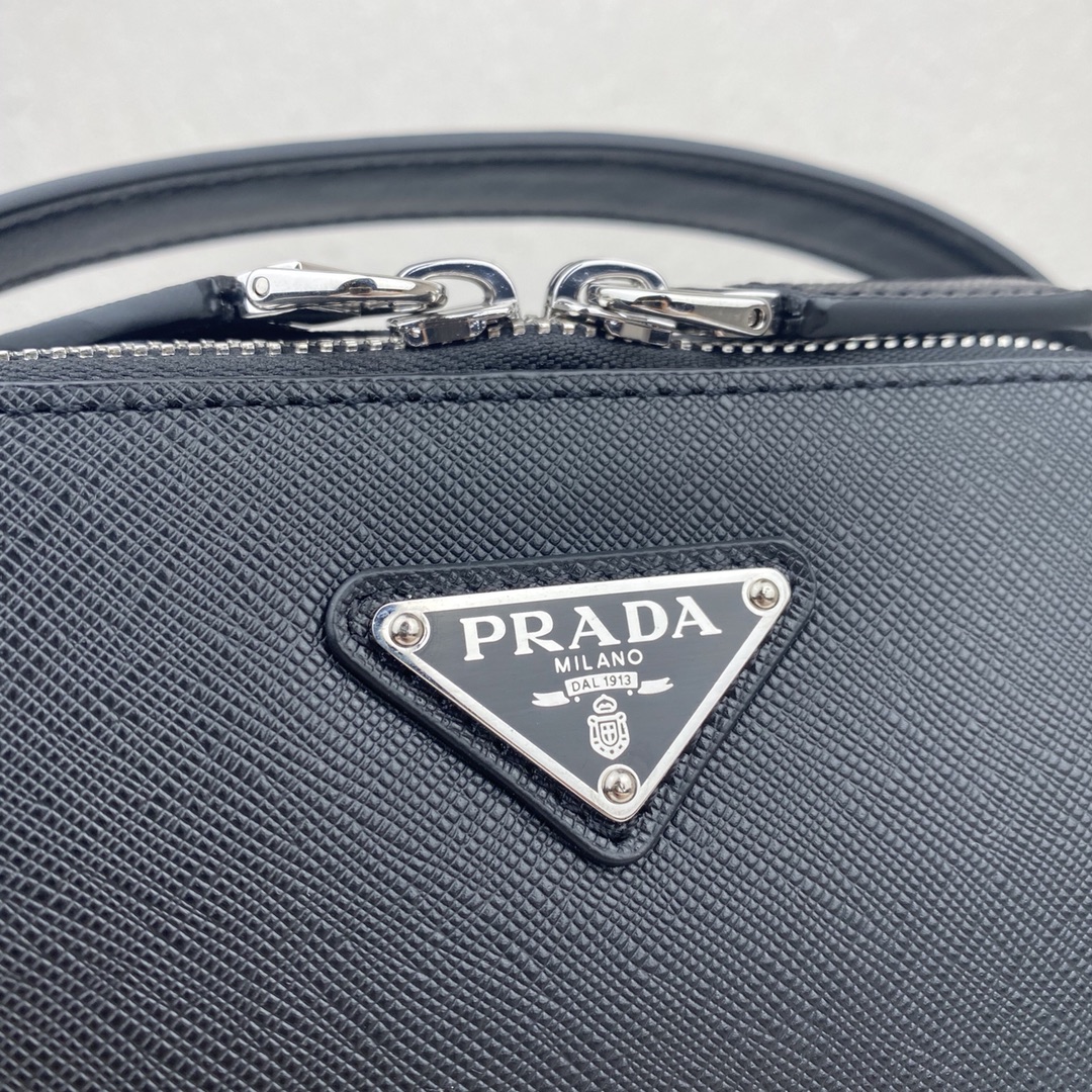 Prada Phone Bag-2VH066-16*20*6CM
