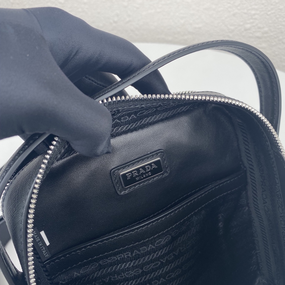 Prada Phone Bag-2VH066-16*20*6CM