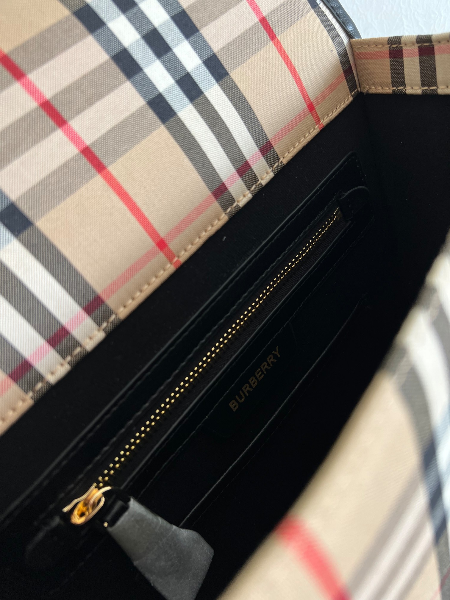 Burberry ECconyl Vintage Backpack-26*9*30CM