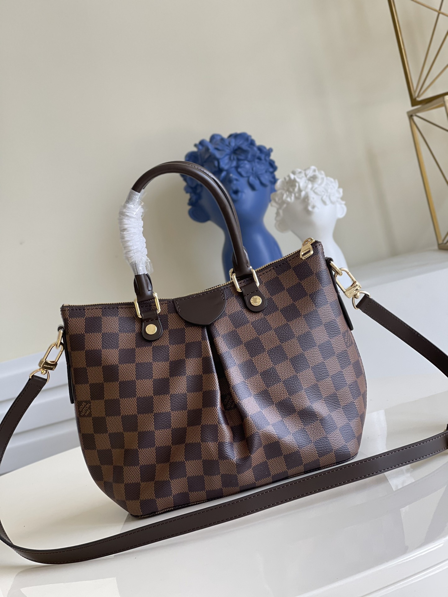 Louis Vuitton Siena Handbags -30*21*12CM