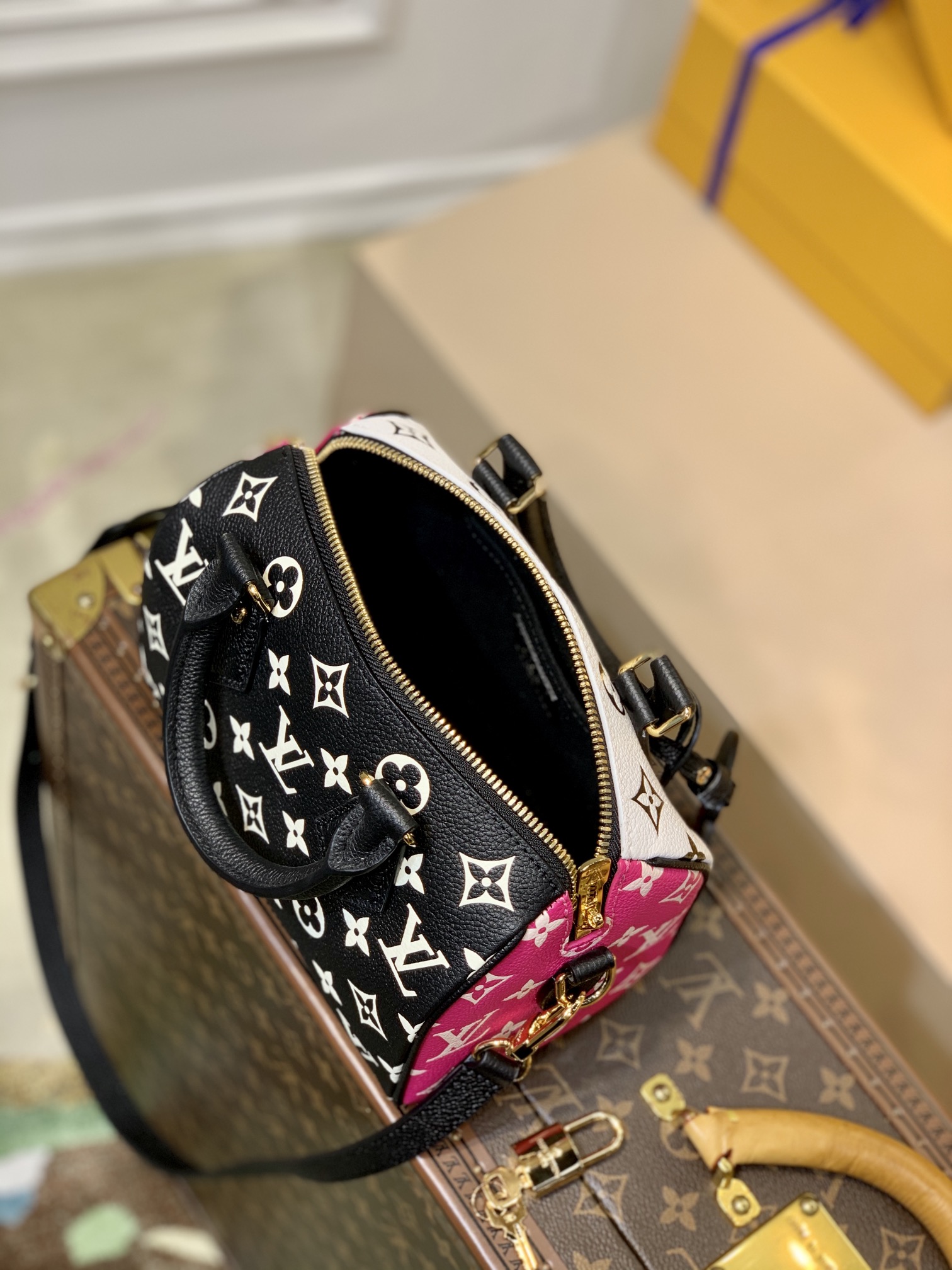 Louis Vuitton Speedy Bandoulière 20 -M46088-20*13.5*12CM