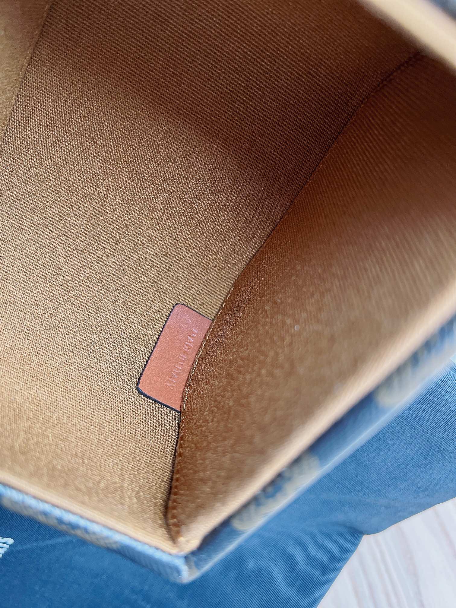 Celina Cubic Box Bag-12.5×11.5×9CM
