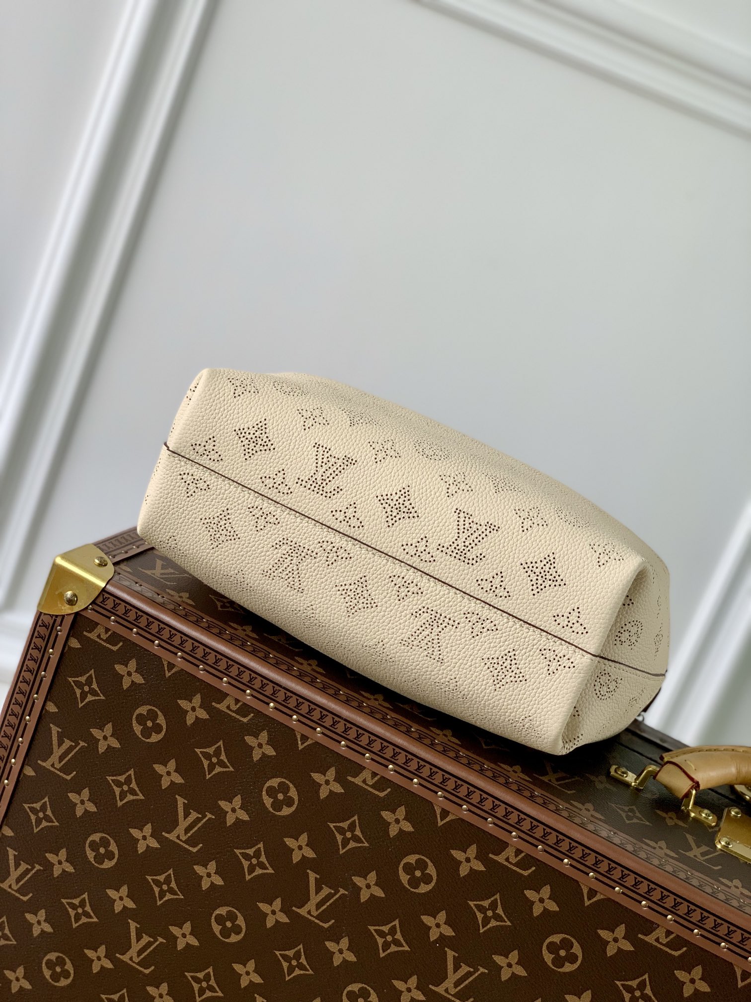 Louis Vuitton Why Knot Handbag-28*34*12CM