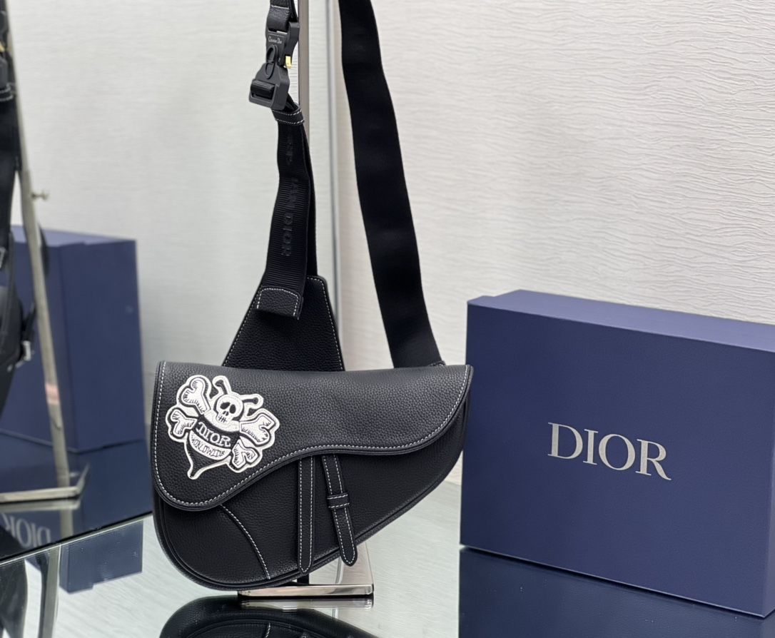 Diro Saddle Bag-20 x 28.6 x 5CM