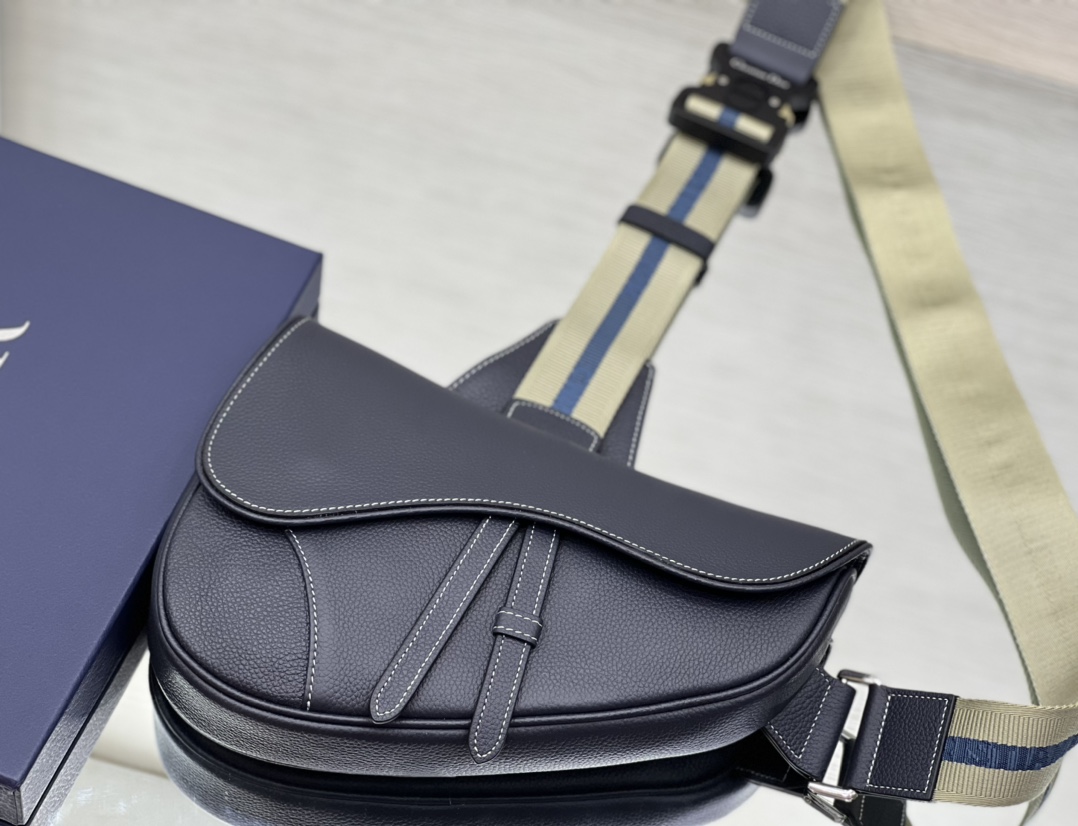 Diro Saddle Bag-20 x 28.6 x 5CM
