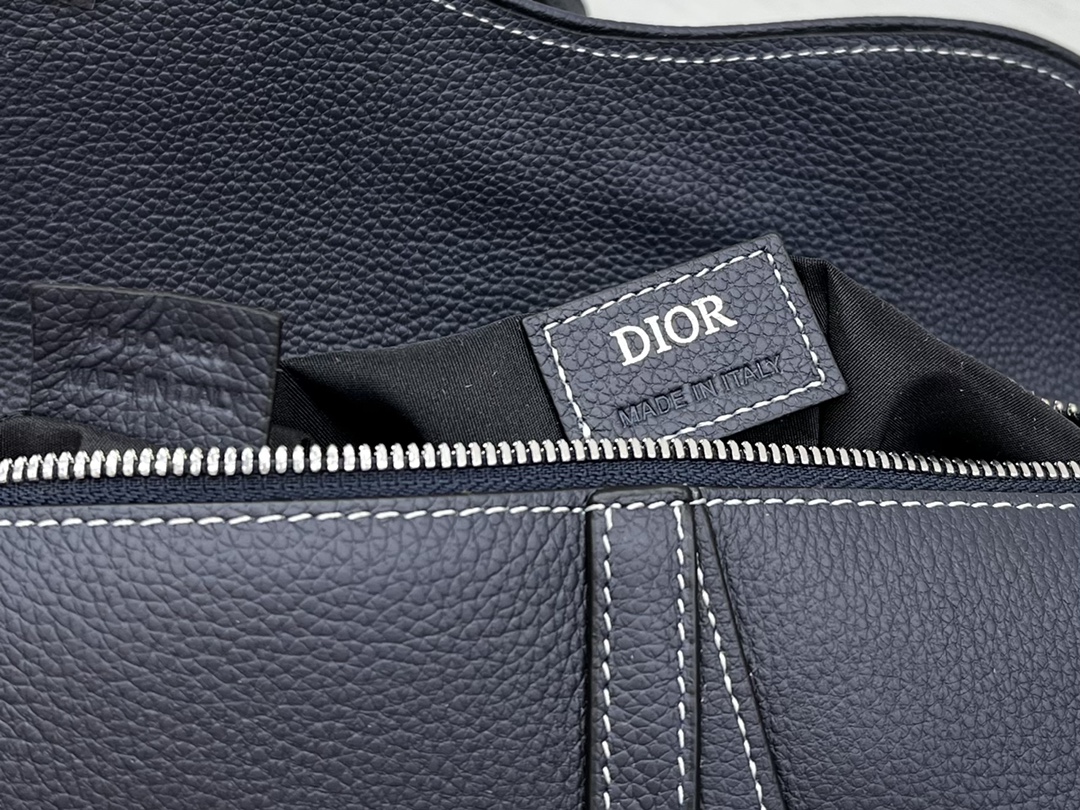 Diro Saddle Bag-20 x 28.6 x 5CM Diro Saddle Bag-20 x 28.6 x 5CM