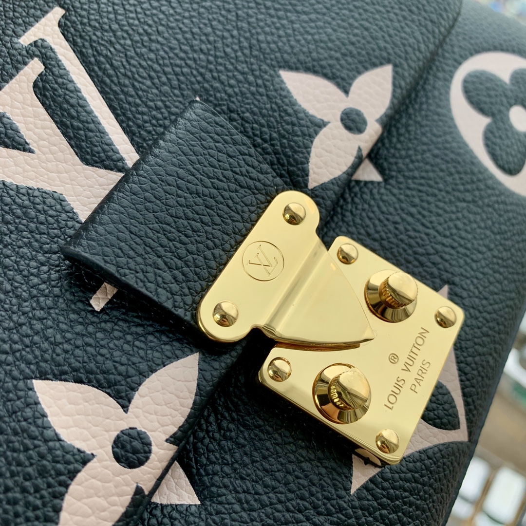 Louis Vuitton Madeleine Handbag-30.0 x 19.5 x 11CM