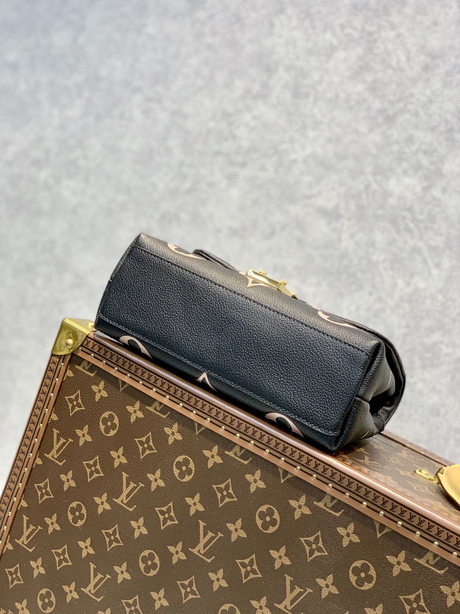 Louis Vuitton Madeleine BB Handbag-24*17*8.5CM Louis Vuitton Madeleine BB Handbag-24*17*8.5CM