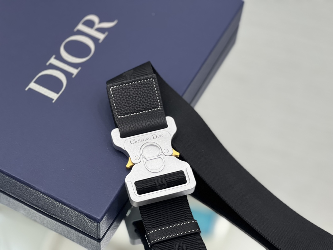 Diro Saddle Bag-20 x 28.6 x 5CM