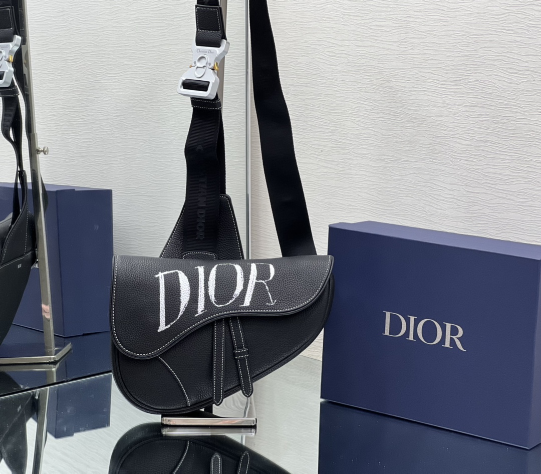 Diro Saddle Bag-20 x 28.6 x 5CM