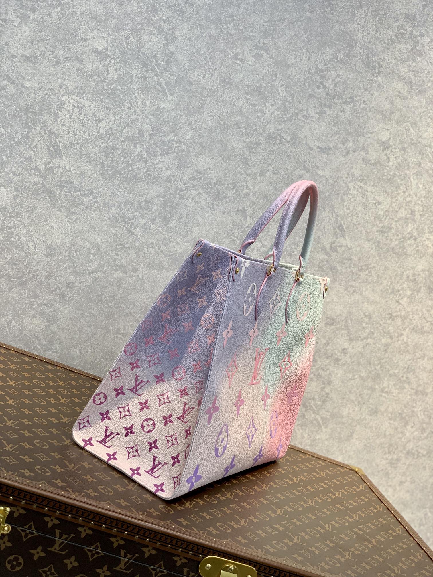 Louis Vuitton Onthego Handbag-M46076-41*34*19CM