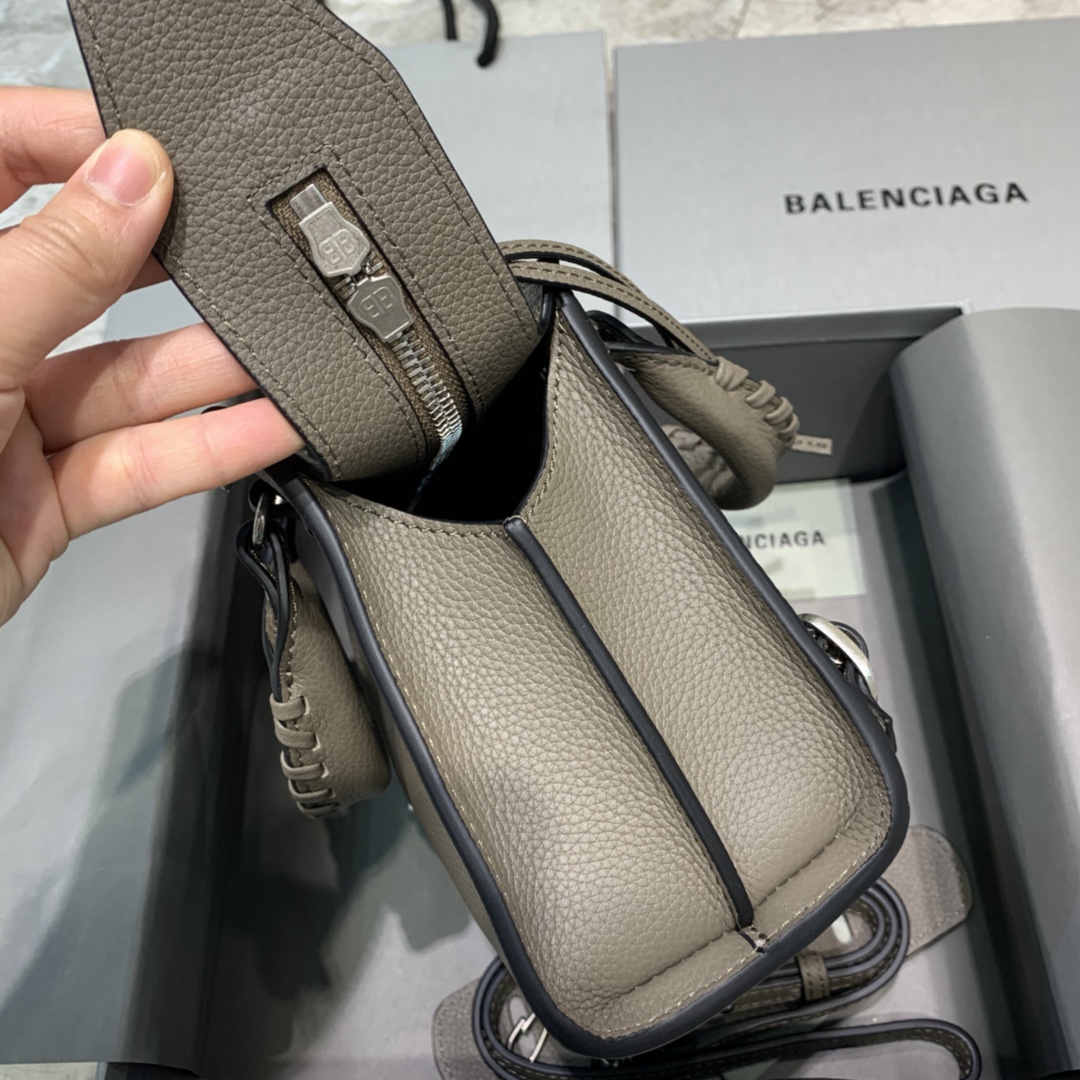 Balenciaga Neo Classic Bag-16.5*22*9*14.5CM