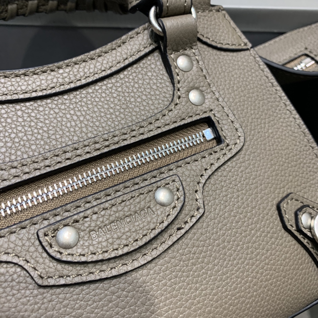 Balenciaga Neo Classic Bag-16.5*22*9*14.5CM