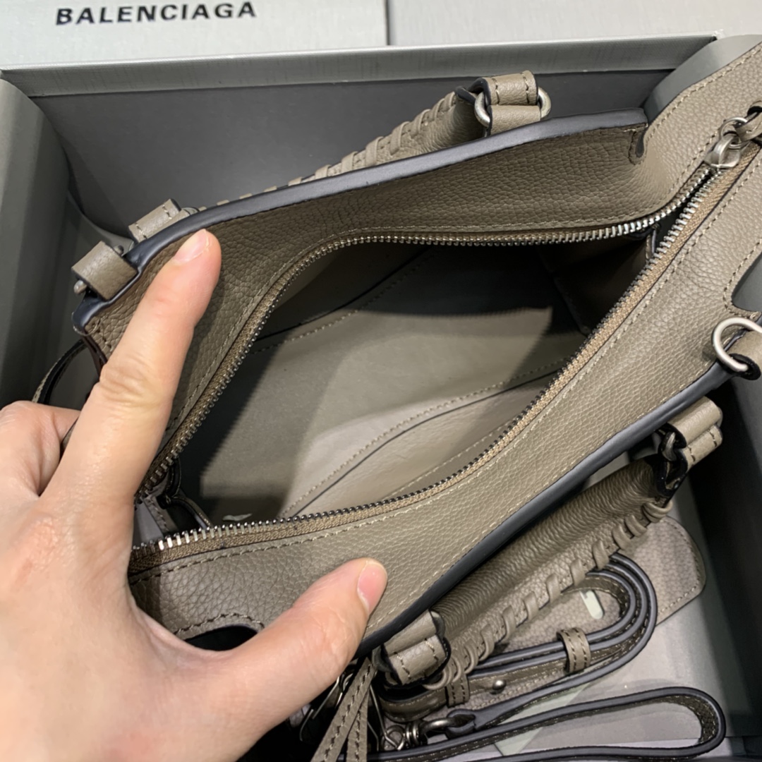 Balenciaga Neo Classic Bag-16.5*22*9*14.5CM