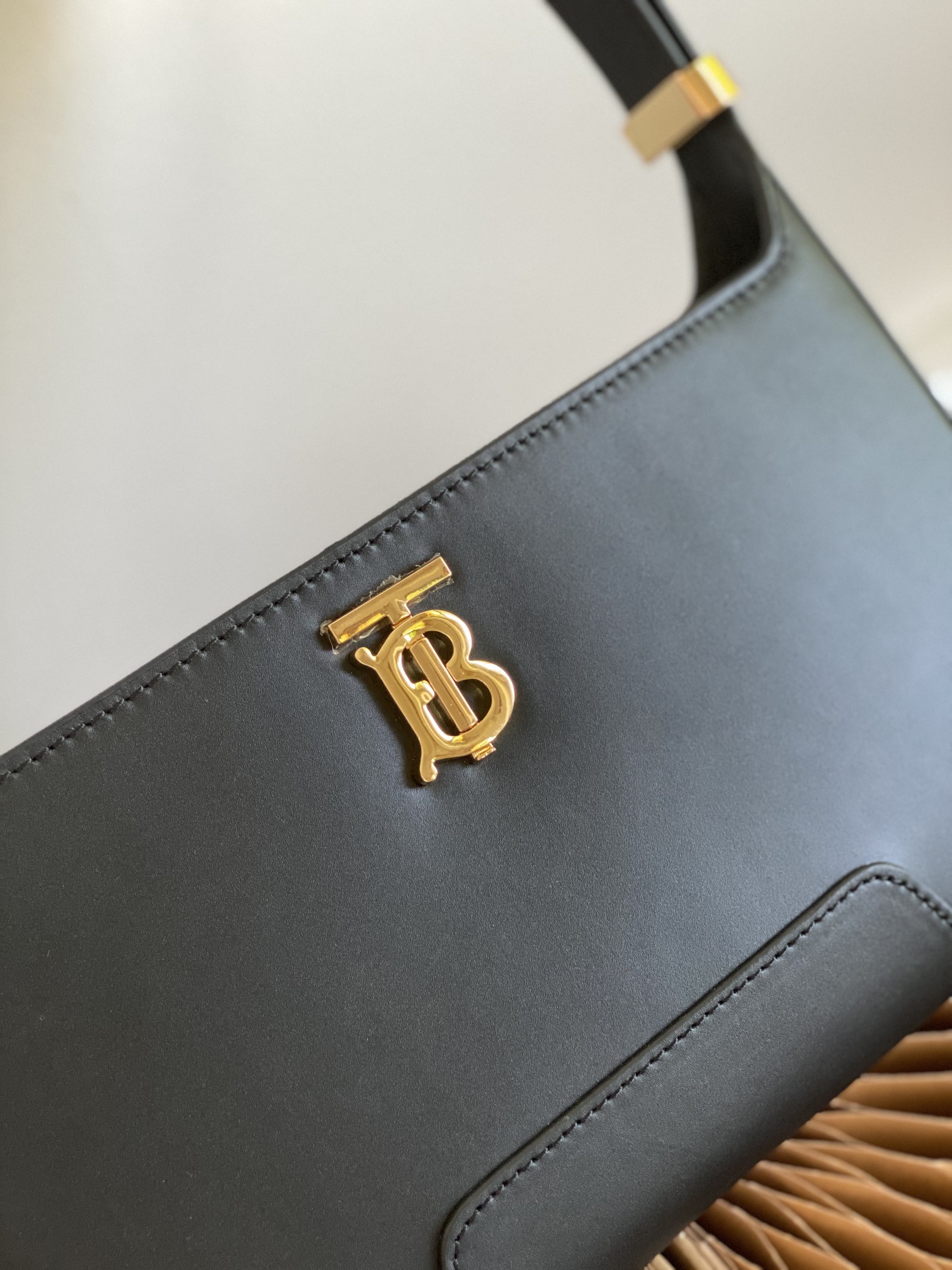 Burberry Thomas Burberry Bag-28 x 5 x 14CM