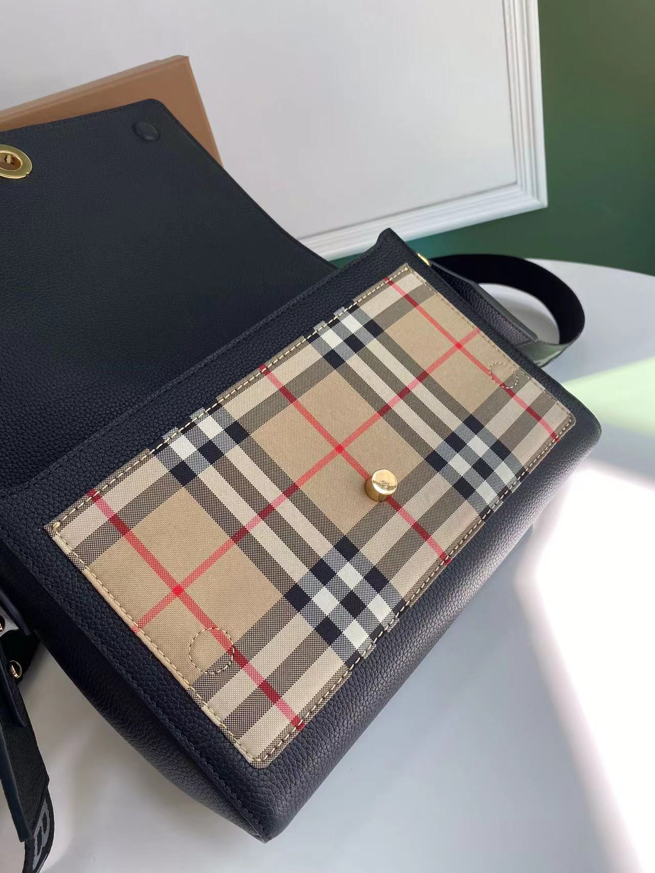 Burberry Crossbody Bag-25*8.5*18CM