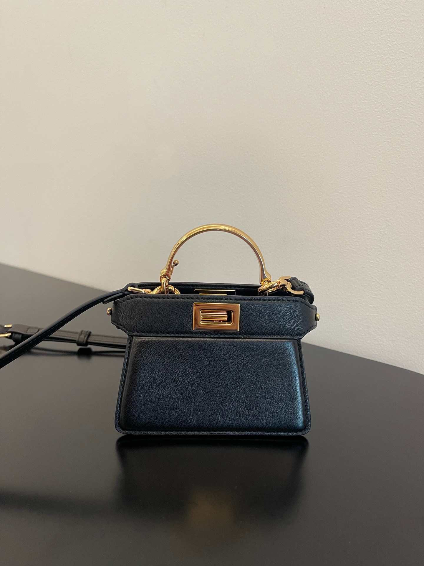 Fendi PeekabooISeeU Micro-11x8x8CM