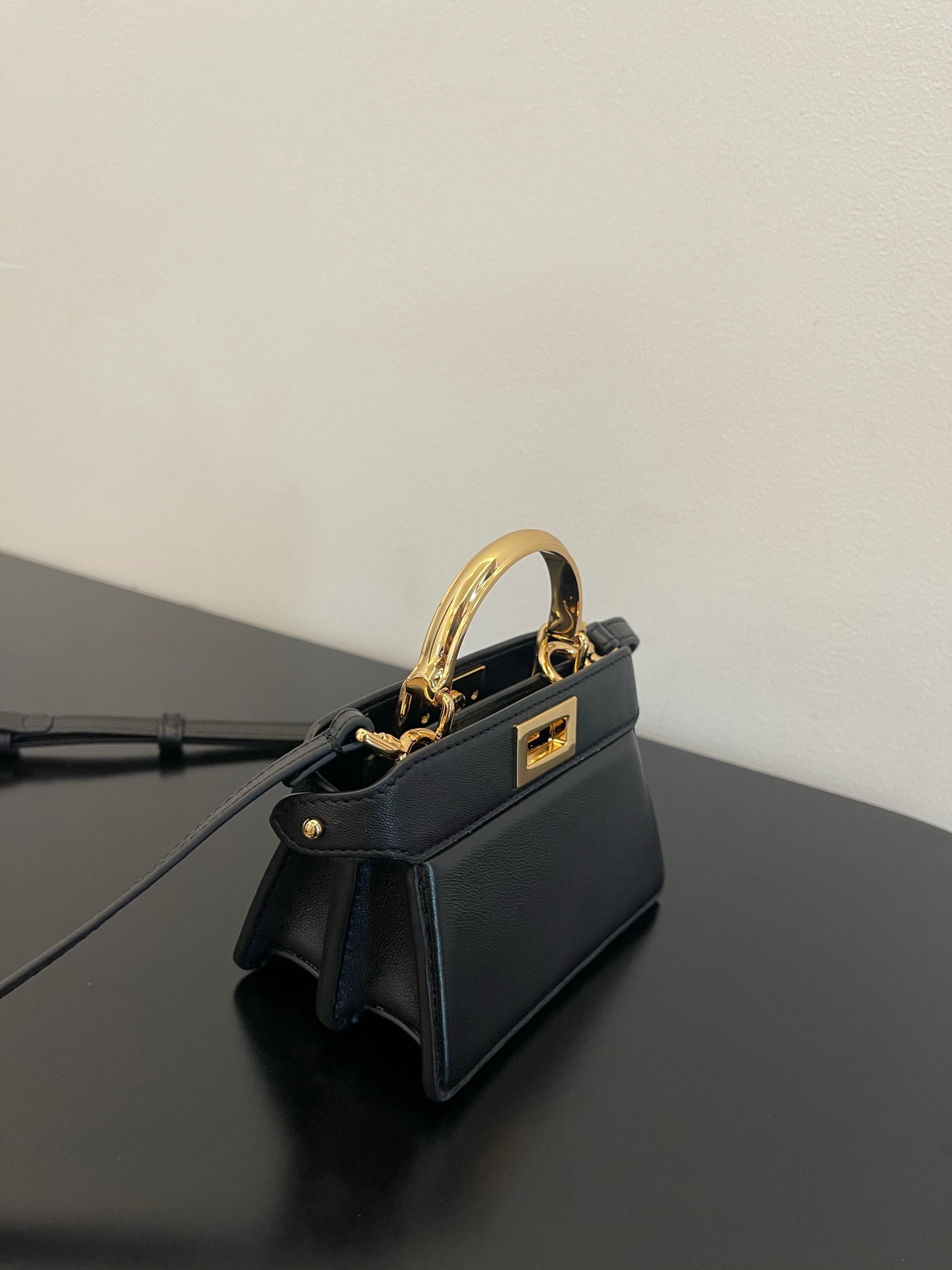 Fendi PeekabooISeeU Micro-11x8x8CM