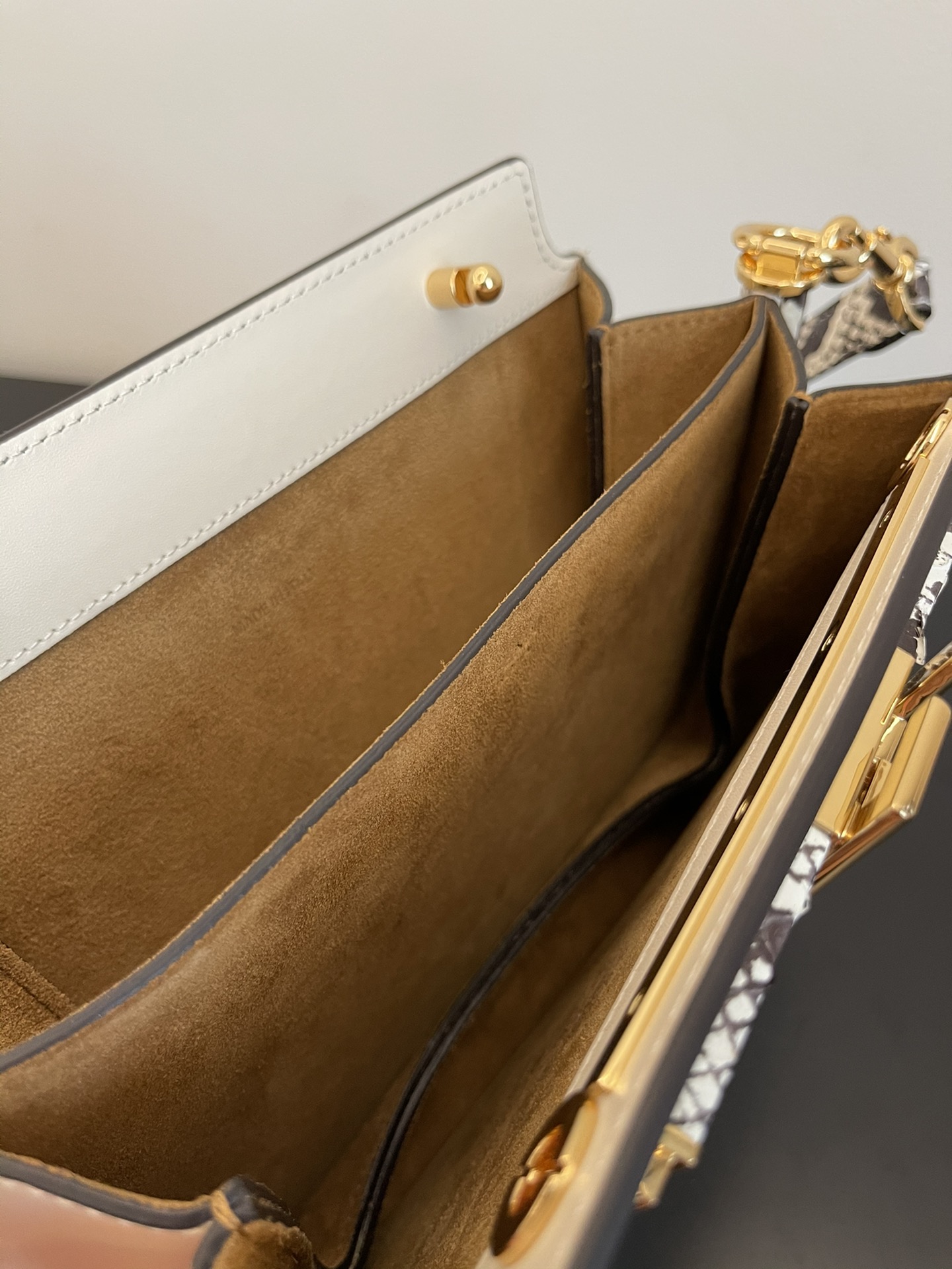 Fendi Touch Handbags-26.5*19*10CM