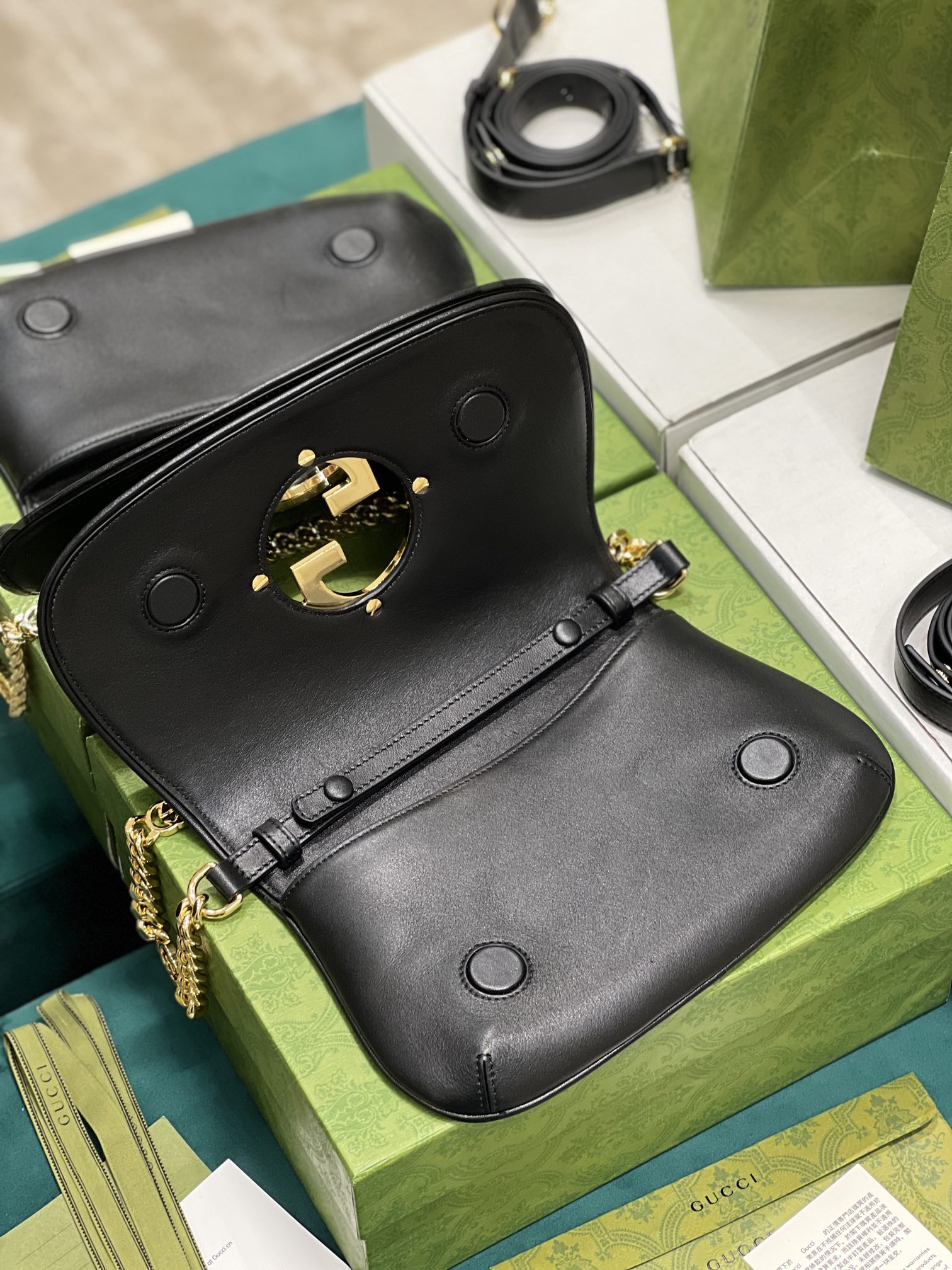 Gucci Blondie Shoulder Bag-28*16*4CM