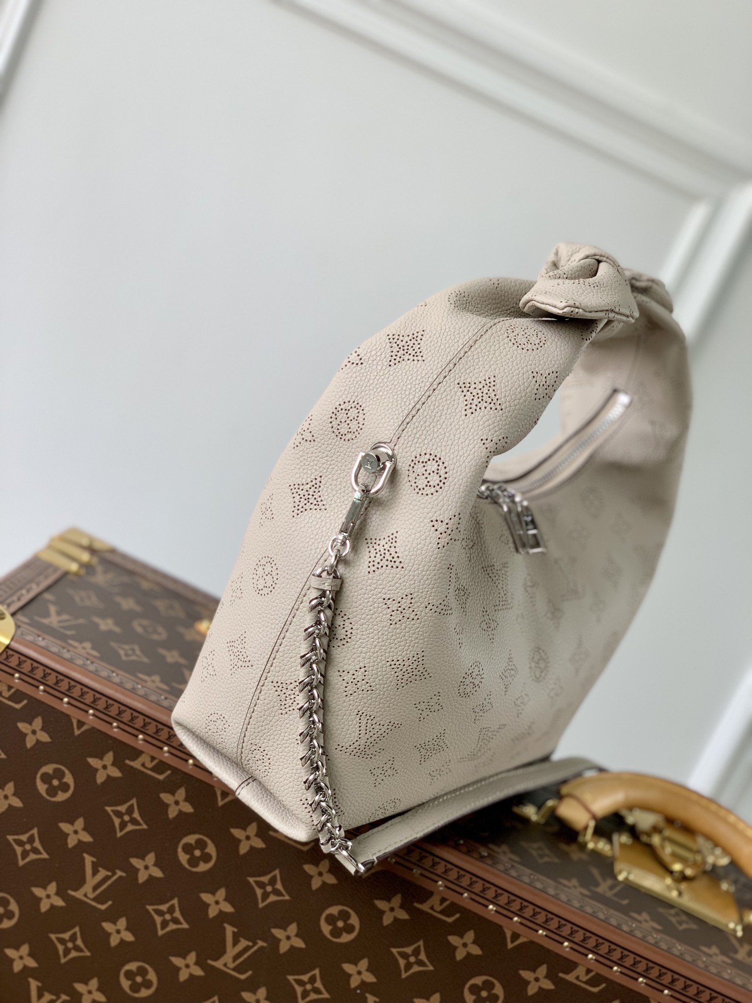 Louis Vuitton Why Knot Handbag-28*34*12CM