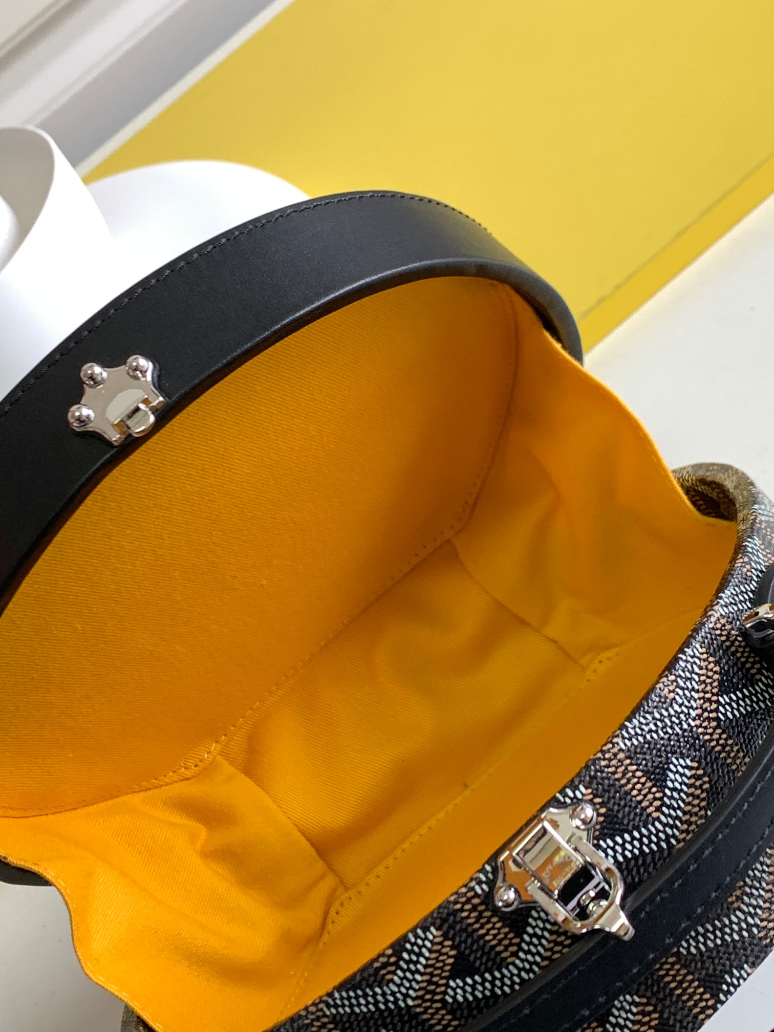Goyard Jetblack Bag-16.5*7*18CM