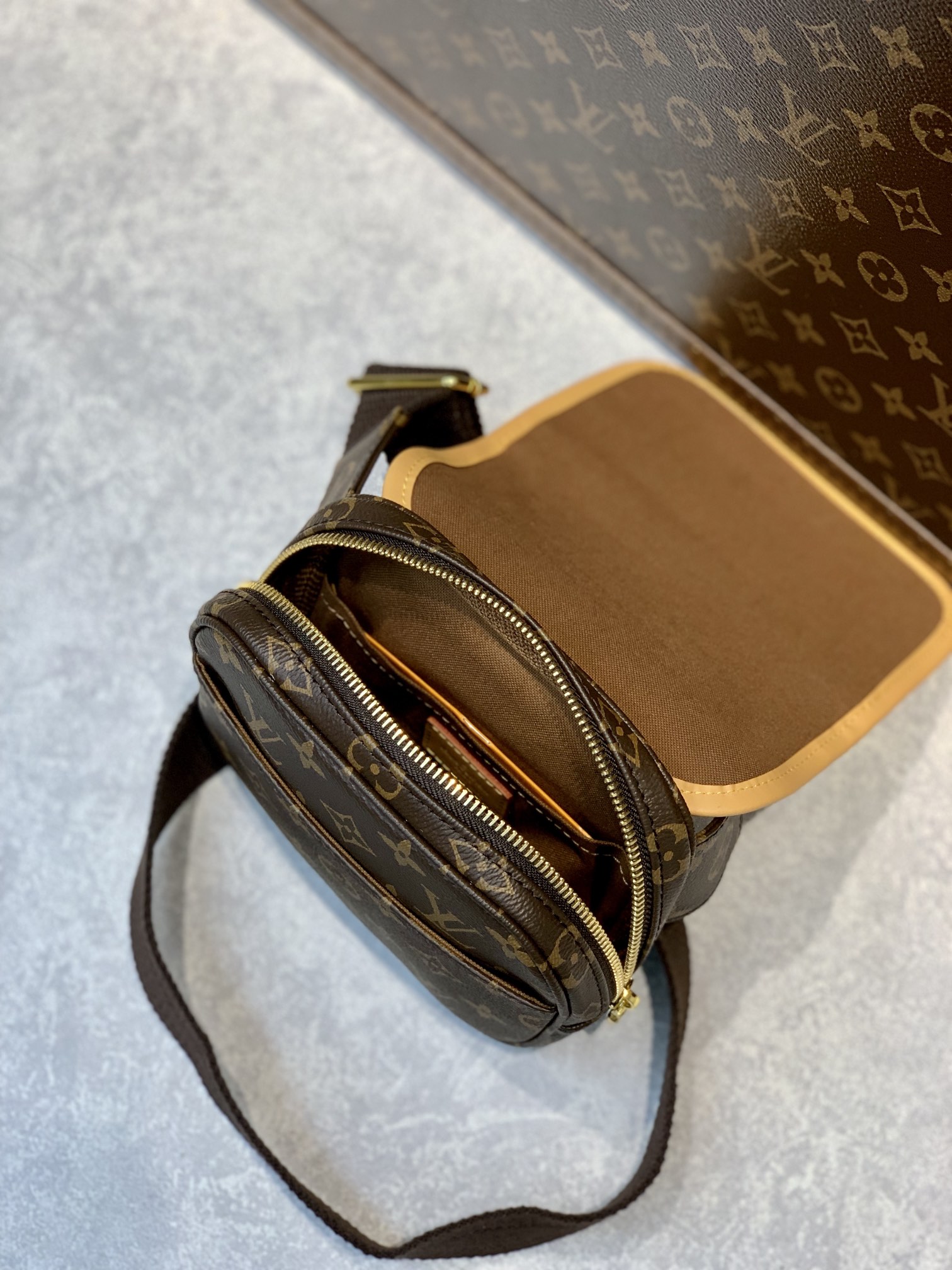 Louis Vuitton M40106 Vintage Bag-18×4×16CM