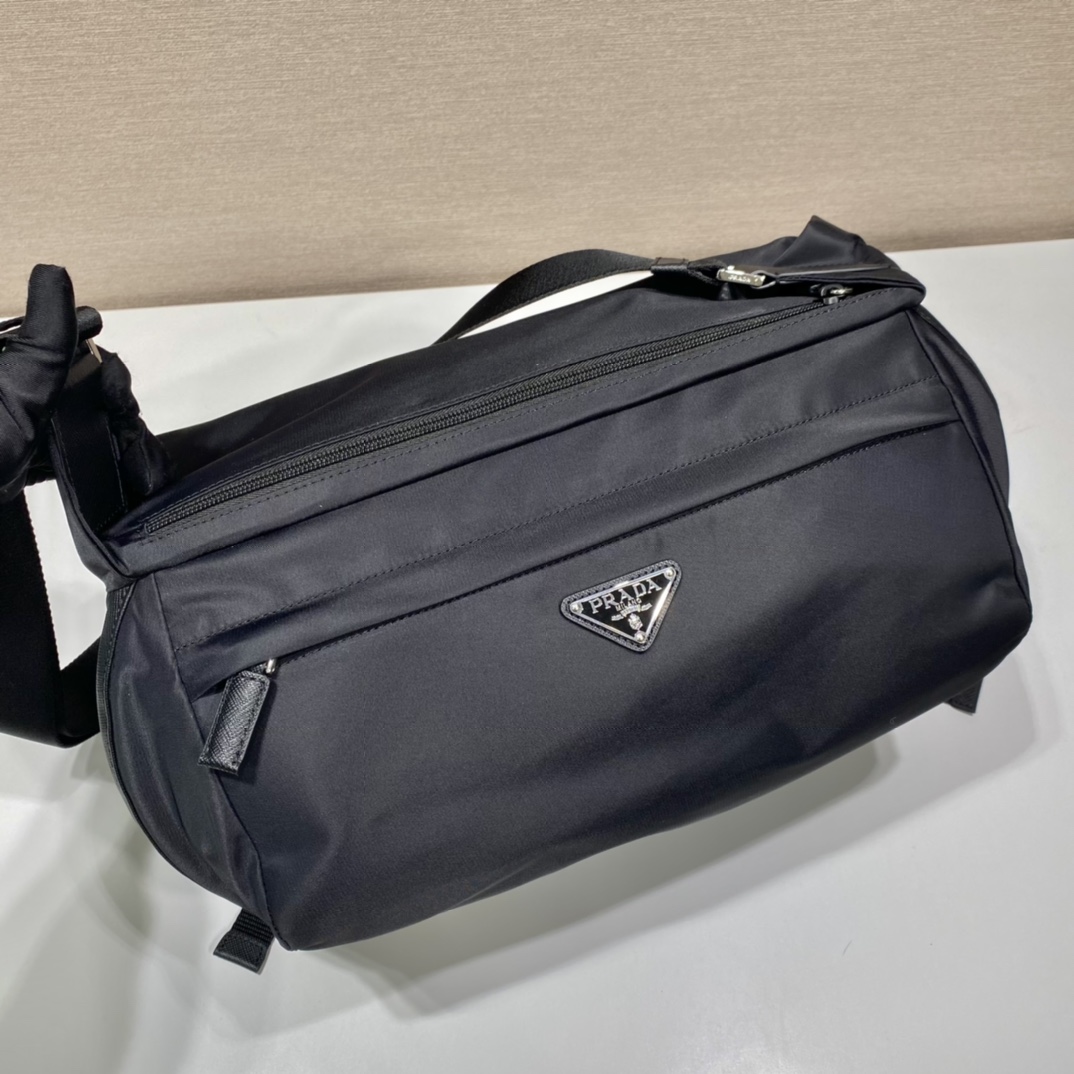 Prada 2VH991A Messenger Bag-32*18*16CM Prada 2VH991A Messenger Bag-32*18*16CM