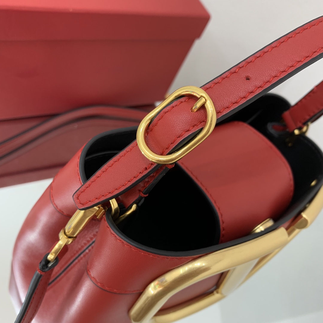 Valentino Garavani SuperVee Bag-20*19*12CM