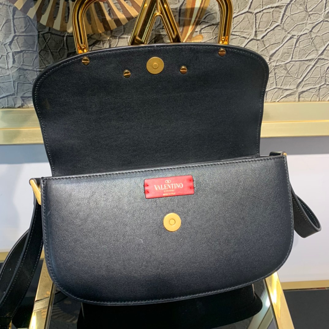 Valentino Garavani Supervee Handbags-26*8*16CM