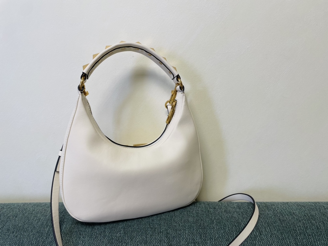 Valentino Garavani StudSign-26*30*7CM