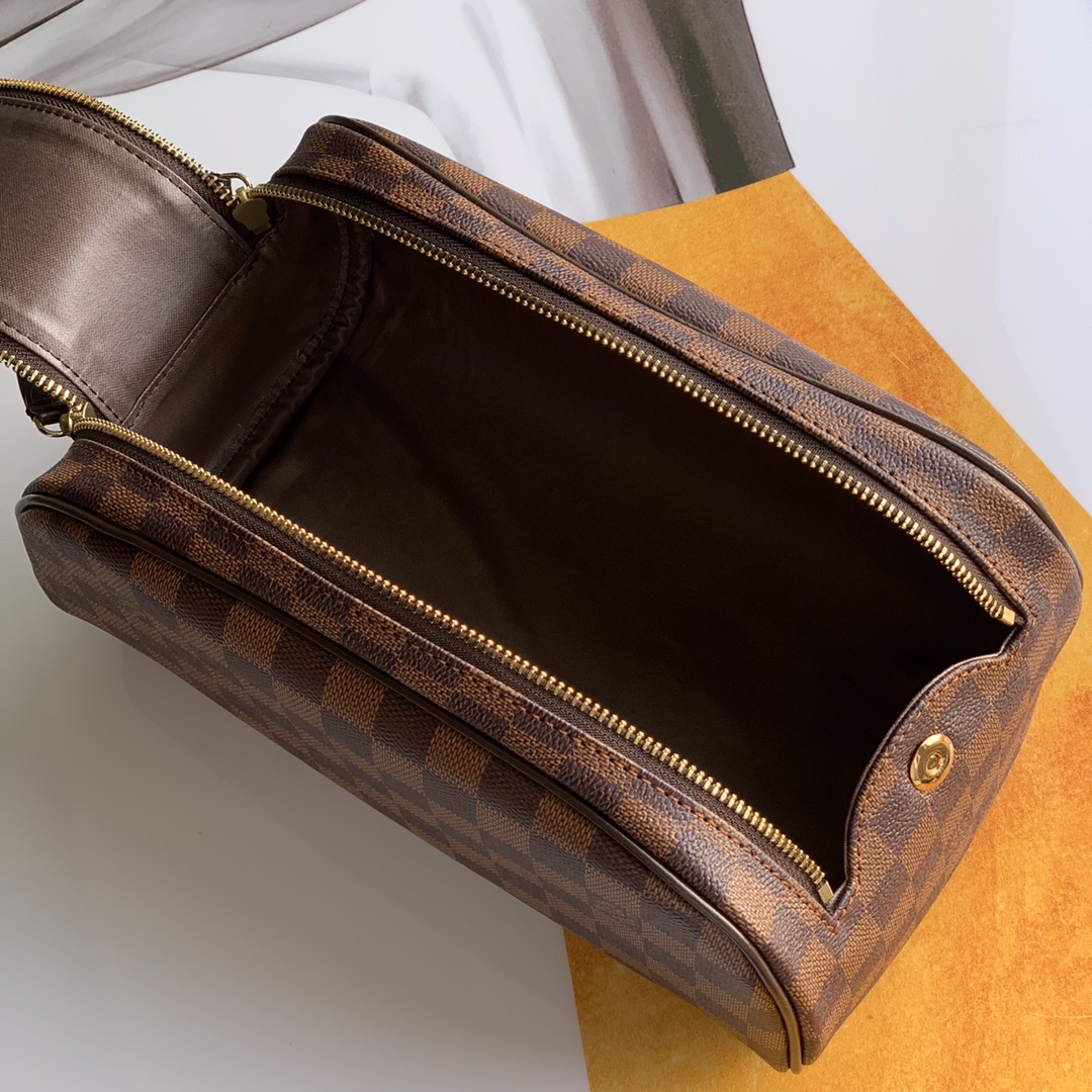 Louis Vuitton Cosmetic Bag-M47528-28*16*13CM Louis Vuitton Cosmetic Bag-M47528-28*16*13CM