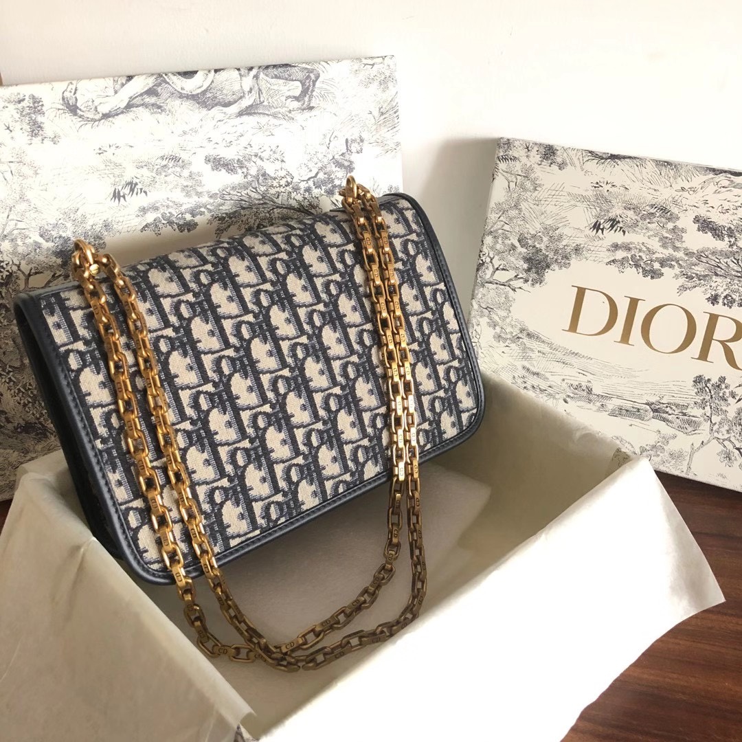 Diro 30 Montaigne-24*17*8 CM