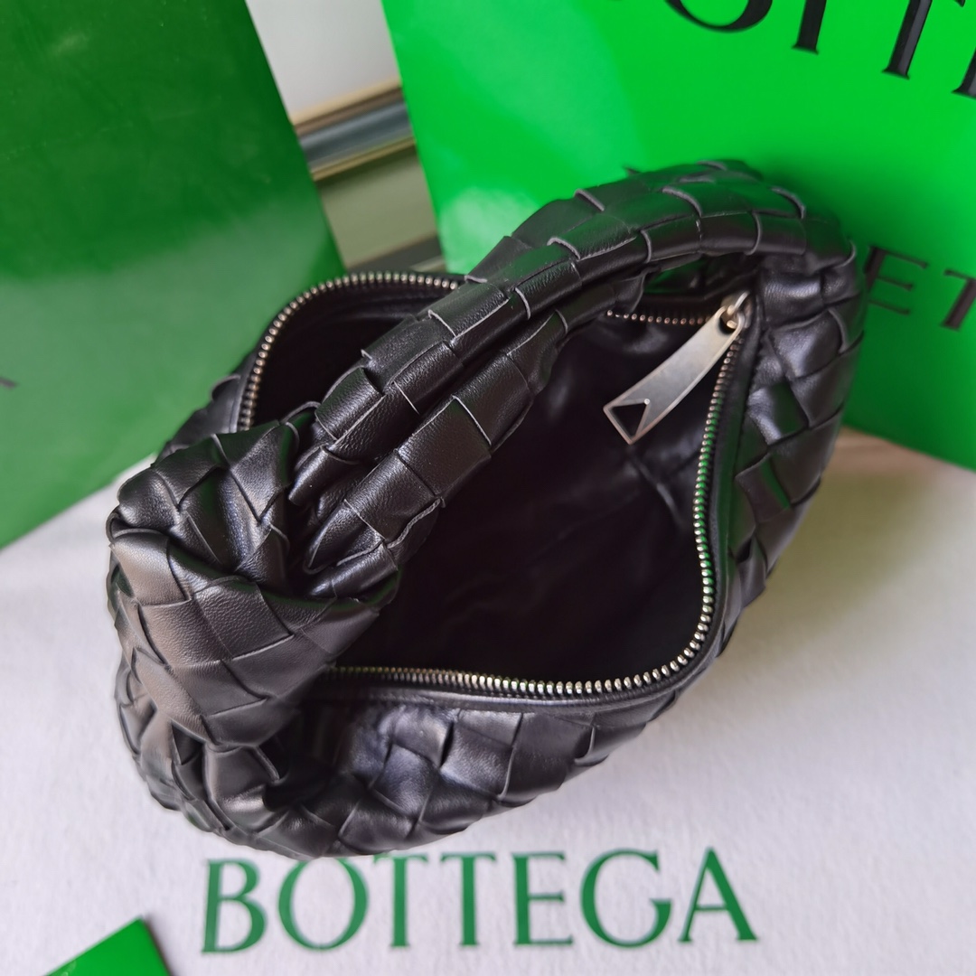 Bottega Veneta Jodie Hobo-23x28x8CM