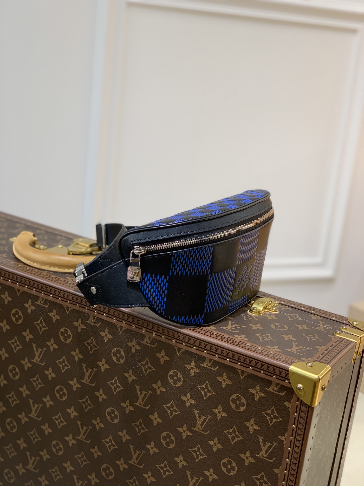 Louis Vuitton Campus Bum Bag-26*13*7CM