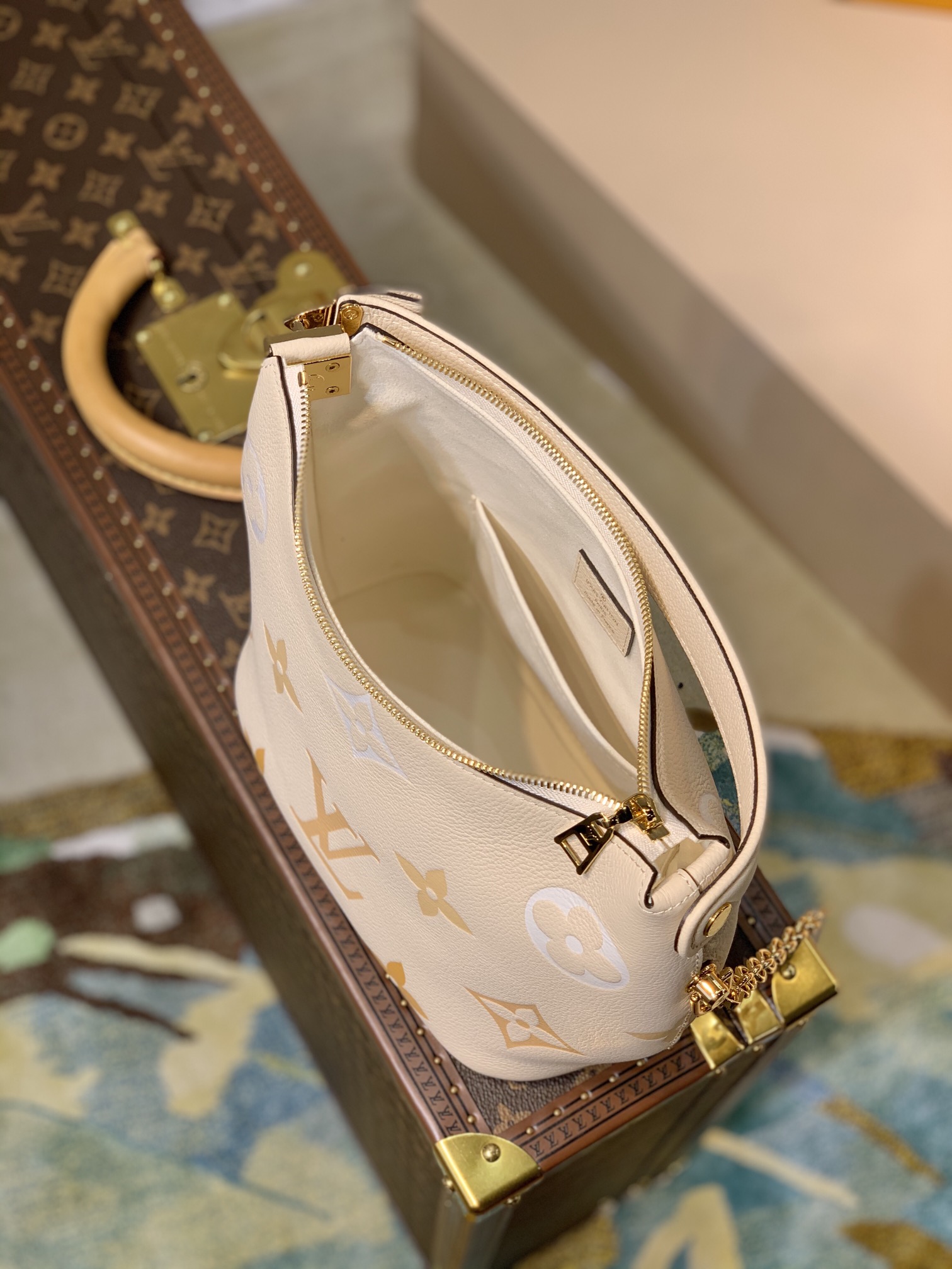Louis Vuitton Marshmallow Hobo-24*22*13CM Louis Vuitton Marshmallow Hobo-24*22*13CM